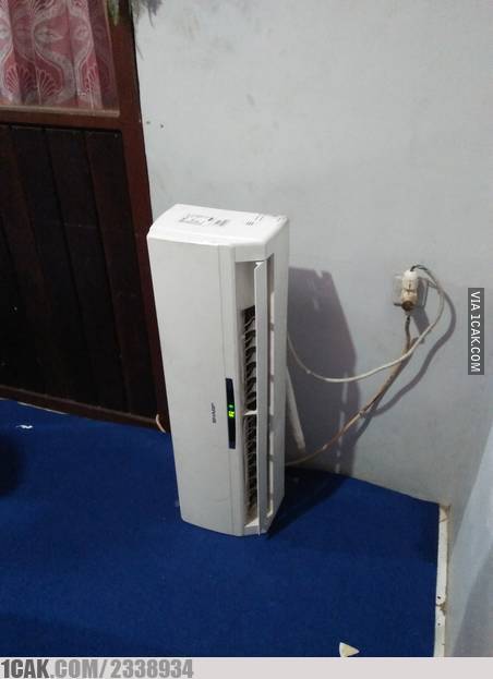 Cara pemasangan dan penggunaan AC yang tidak sesuai prosedur dan kocak